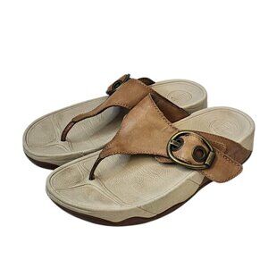 Fit Flop Womens Leather Buckle Slip On Sandals, Thongs, Brown, Size 8